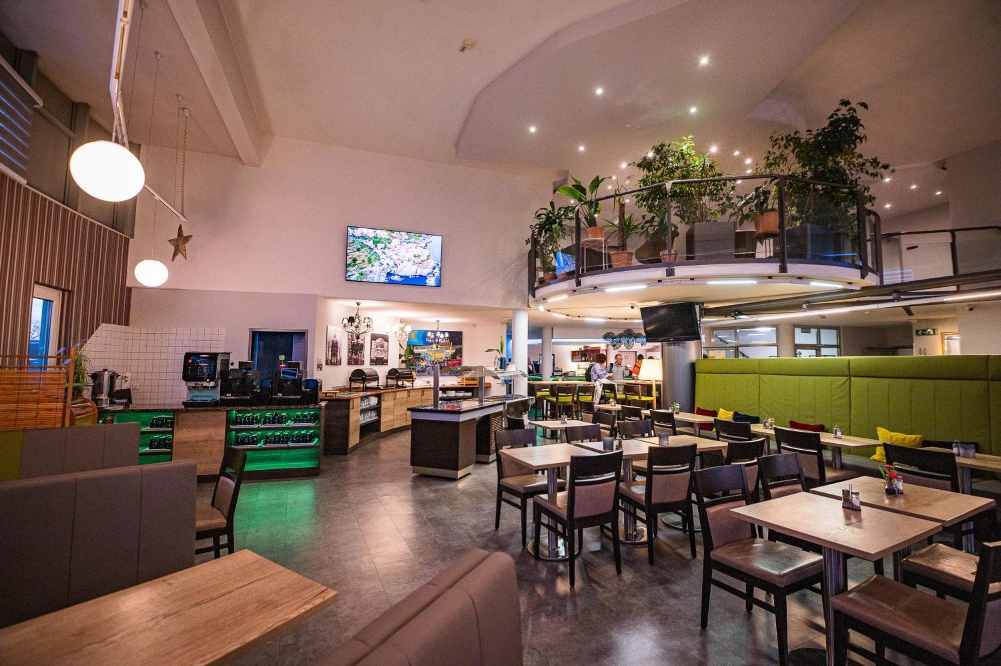Lifehotel Vienna Airport Fischamend Ngoại thất bức ảnh