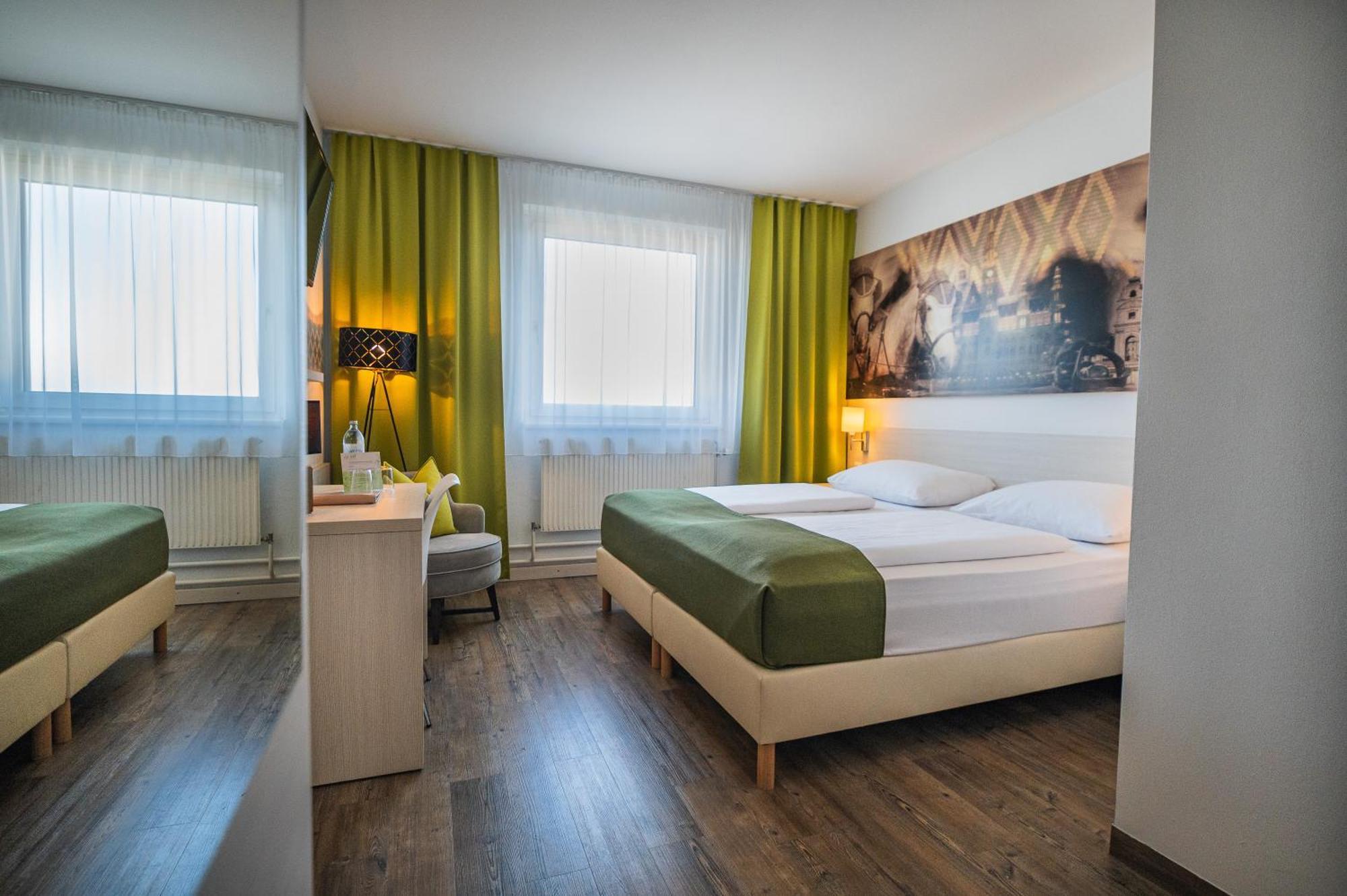 Lifehotel Vienna Airport Fischamend Ngoại thất bức ảnh
