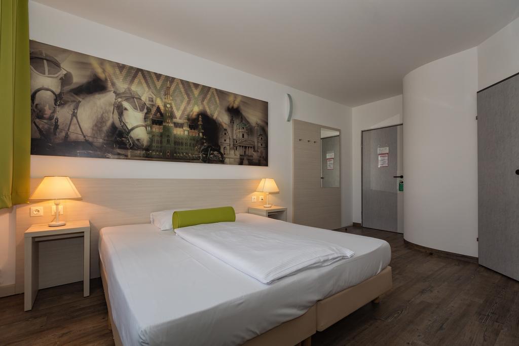 Lifehotel Vienna Airport Fischamend Ngoại thất bức ảnh